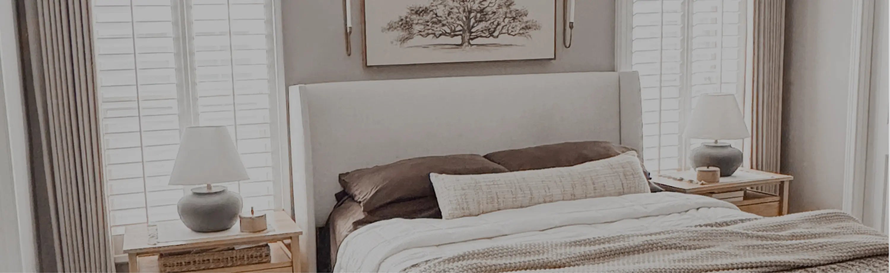 Cozy bedroom curtains in blackout fabrics, ensuring a restful and dark sleep environment.
