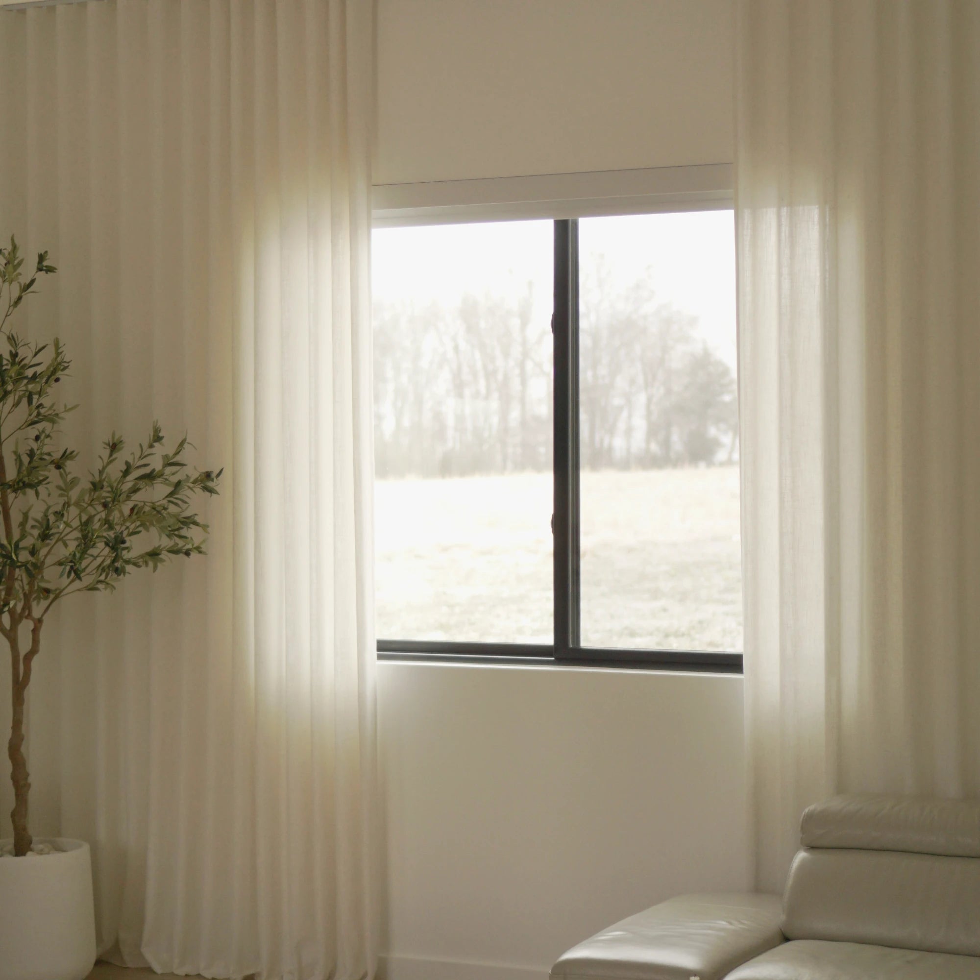 Amara floor-to-ceiling linen light-filtering curtains 1038-1 showing curtain display