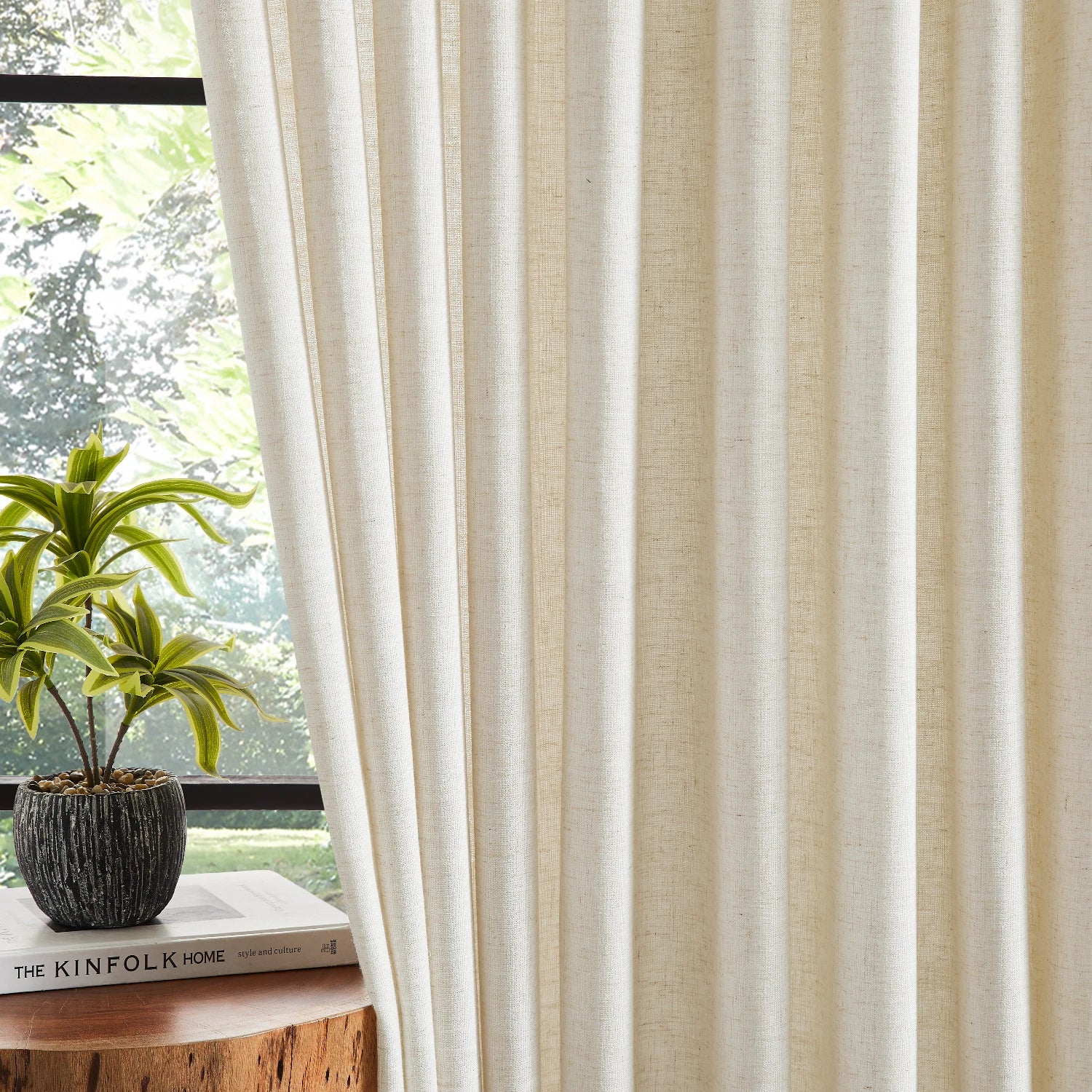 Amara 1038-1 floor-to-ceiling linen light-filtering curtains detail display