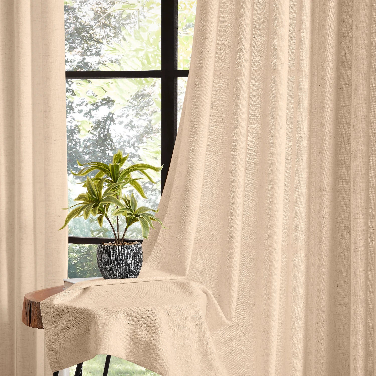 Amara floor-to-ceiling linen light-filtering curtains 1038-3 showing curtain display