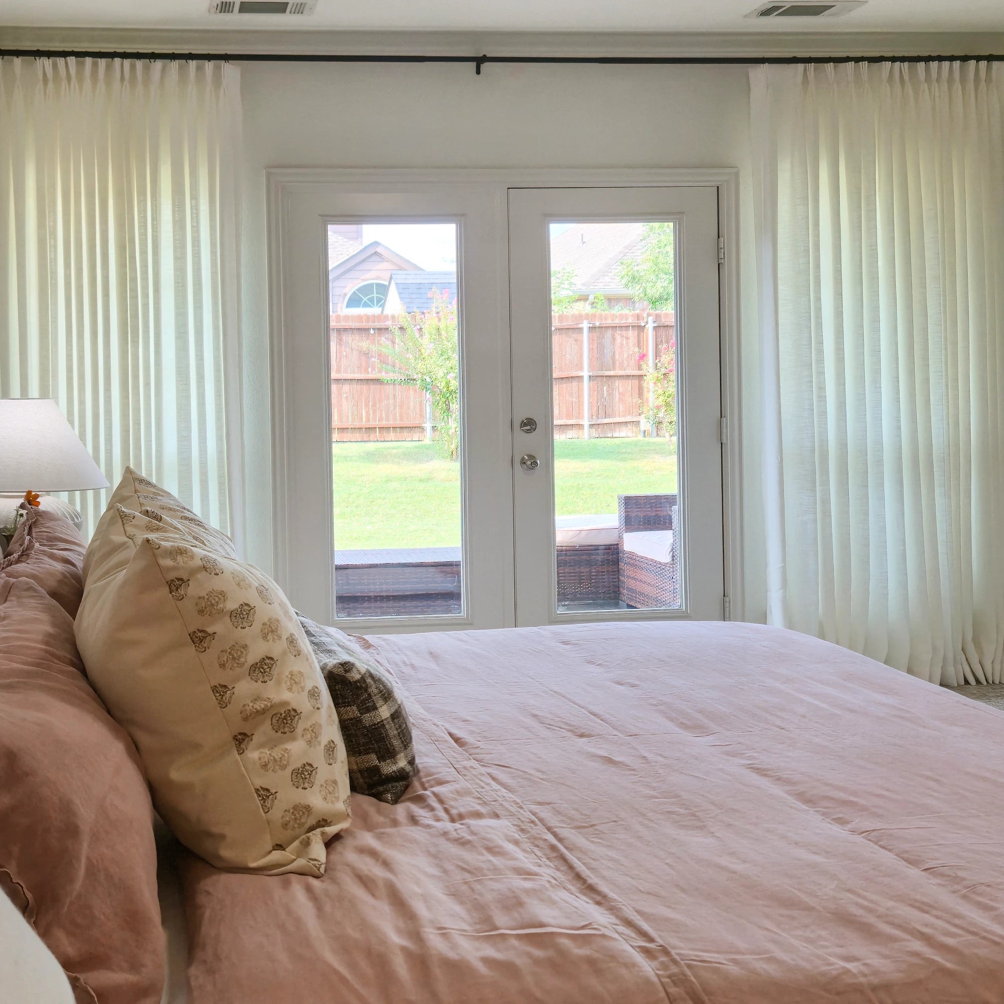 Elowen 7084-4-4 heavyweight polyester drapery showcasing curtain drape and fabric detail