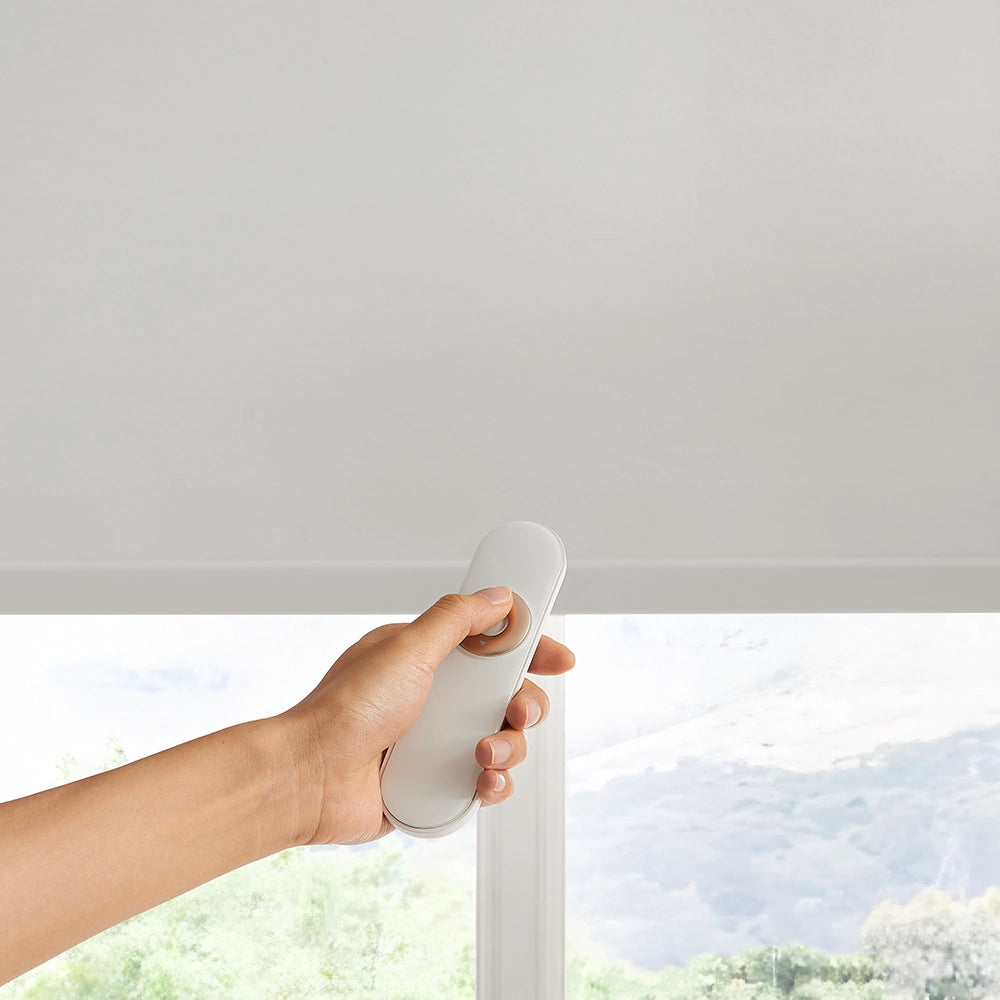 Fionis Motorized 100% Blackout Roller Shades, smooth sliding