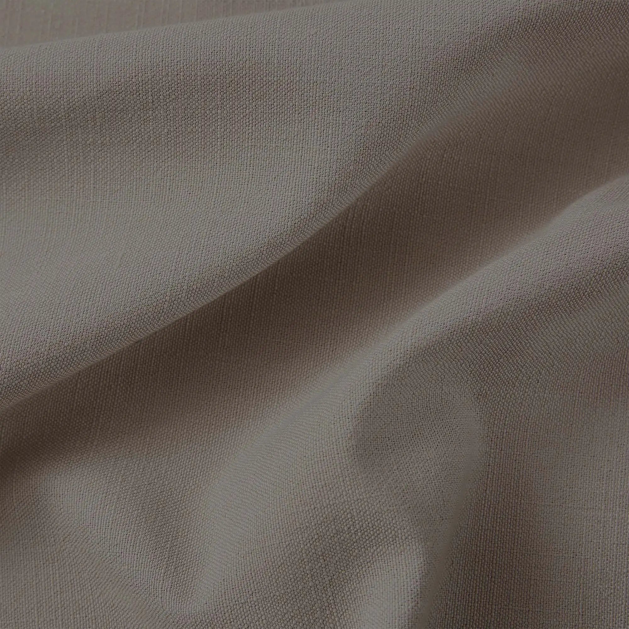 Ilythra# 608-7 Warm Ash
