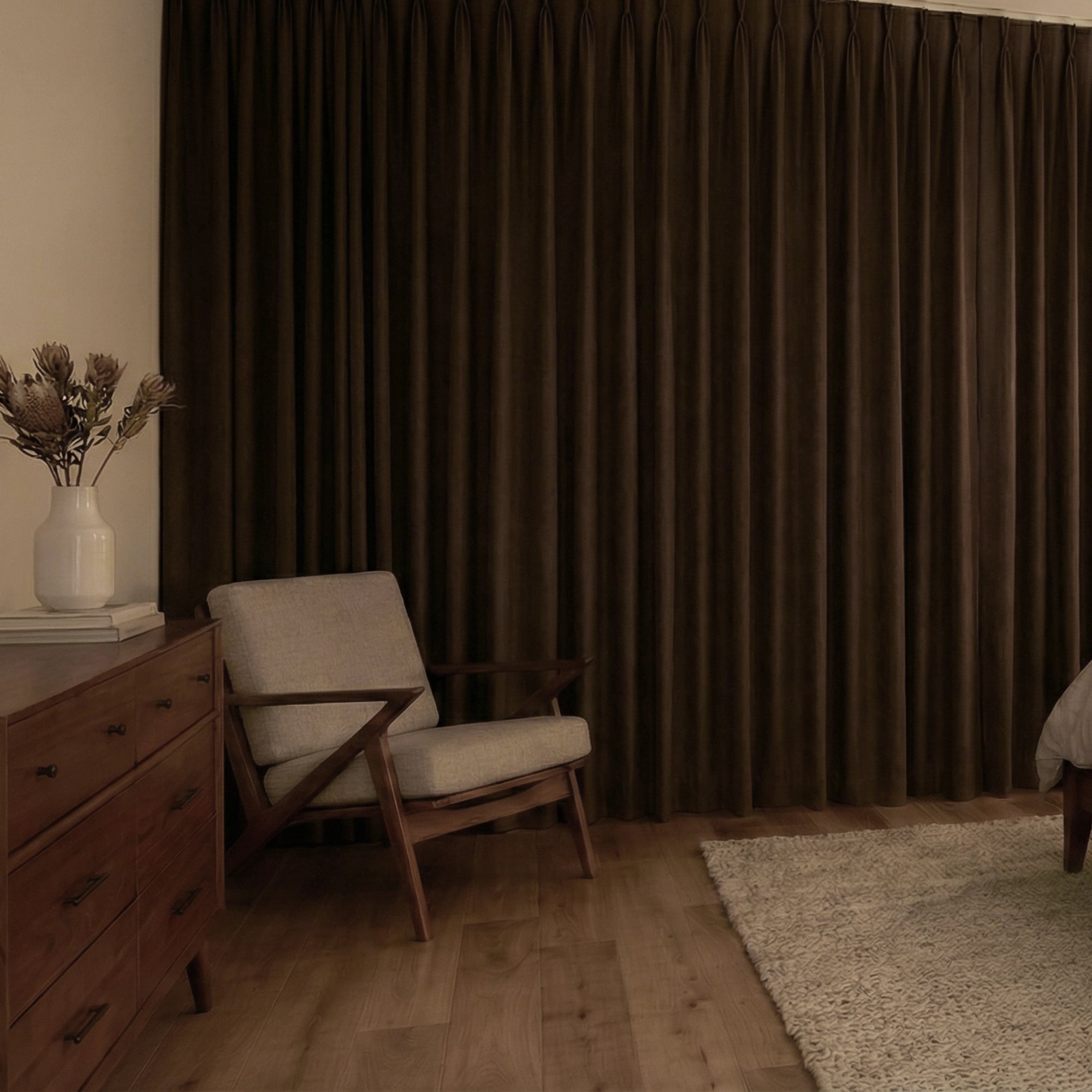 Isadora OY6-238-26-7 100% blackout curtains showcasing light blocking drapes and room darkening effect