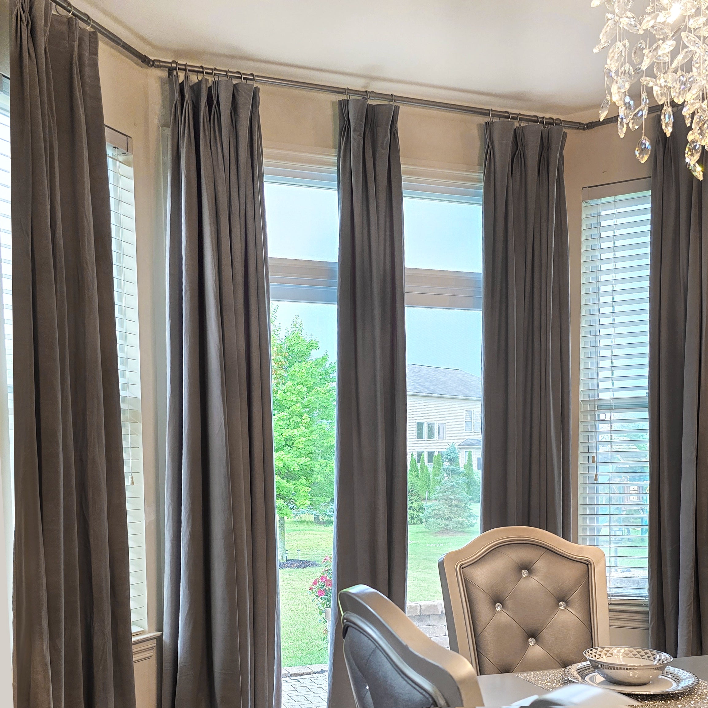 Liora 658-10 velvet blackout curtains, thick and cozy fabric for enhanced privacy