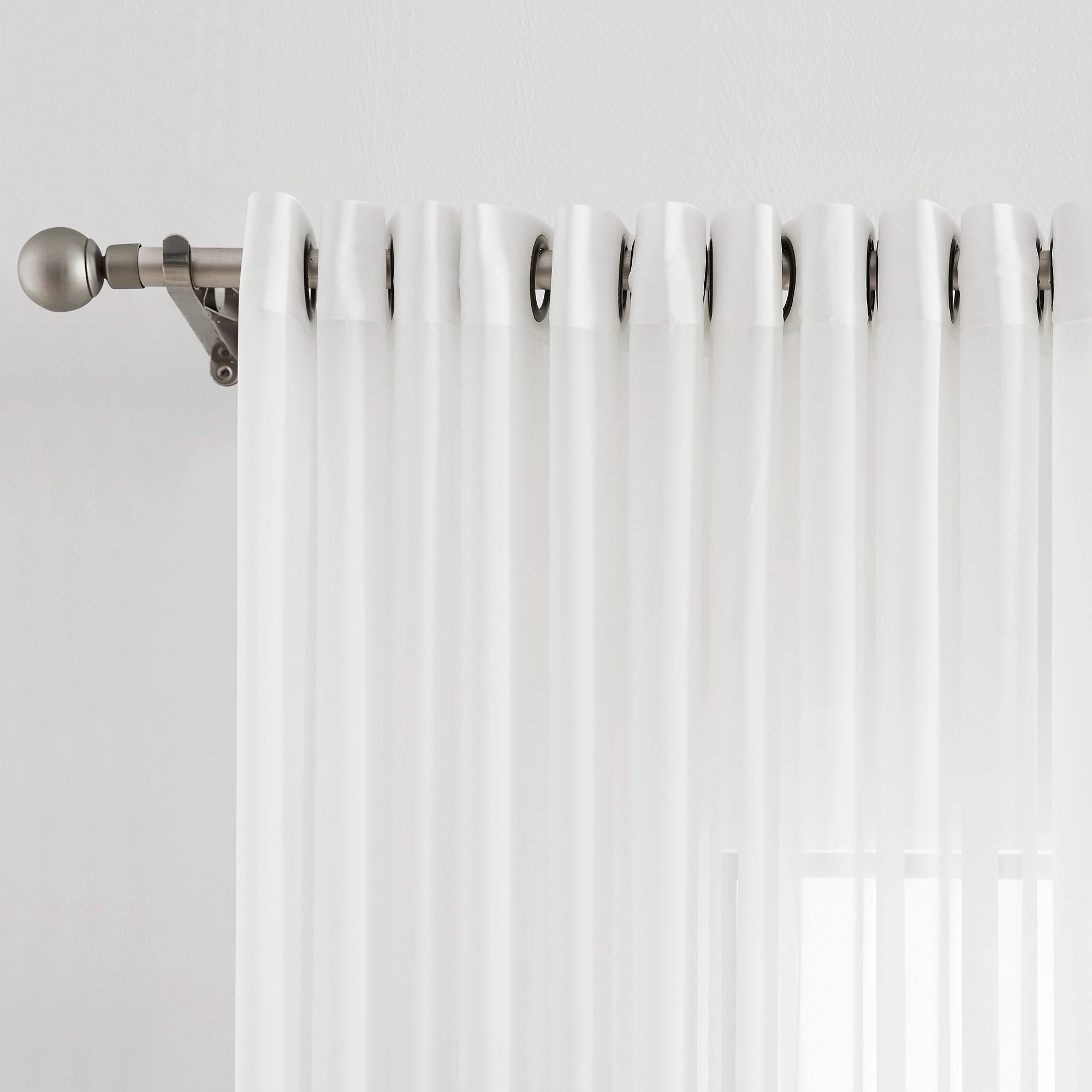 Mira 6320-1 solid sheer curtains, soft light diffusion, luxurious texture, detail display