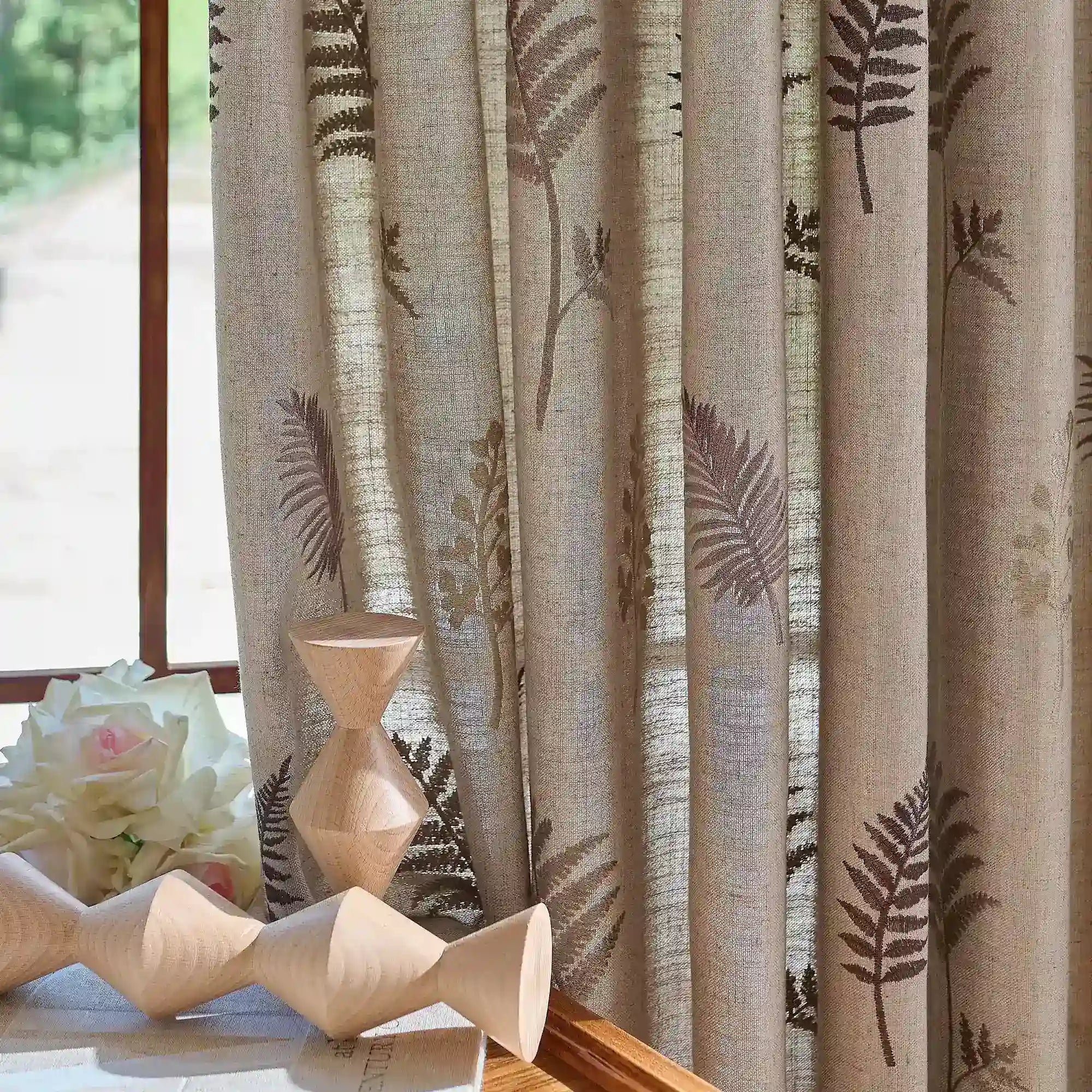 Valora XH115_M6 linen curtains , softly filtering sunlight, detail display