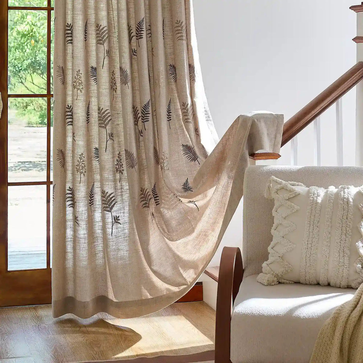 Valora XH115_M6 linen curtains , softly filtering sunlight, detail display