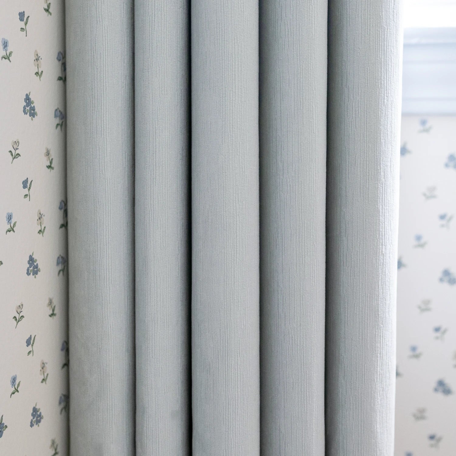 The First Thing to Do After Your Curtains Arrive: How to Steam Them for a High-End Look