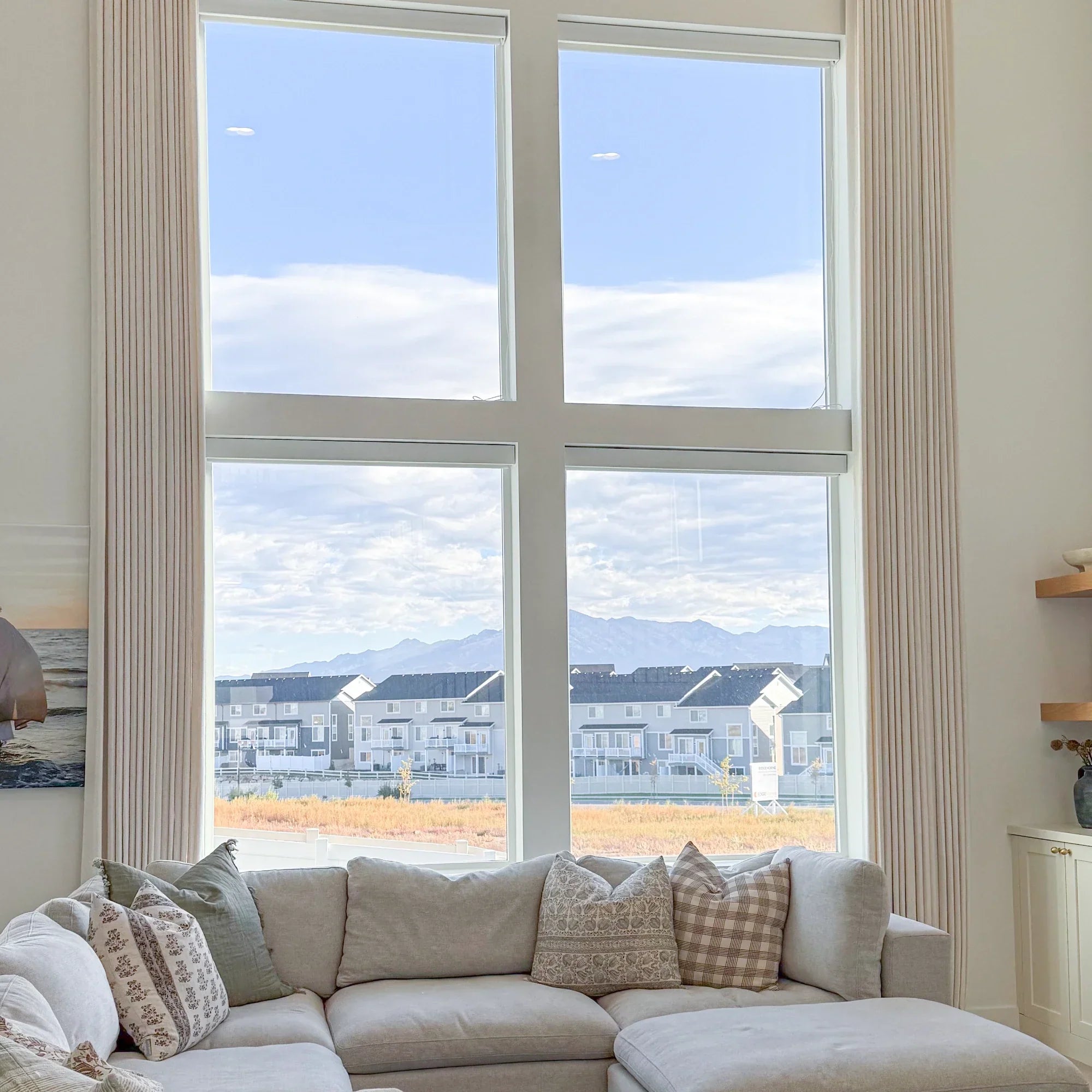 The Timeless Appeal of Floor-to-Ceiling Curtains: Elegance That Transforms Every Room