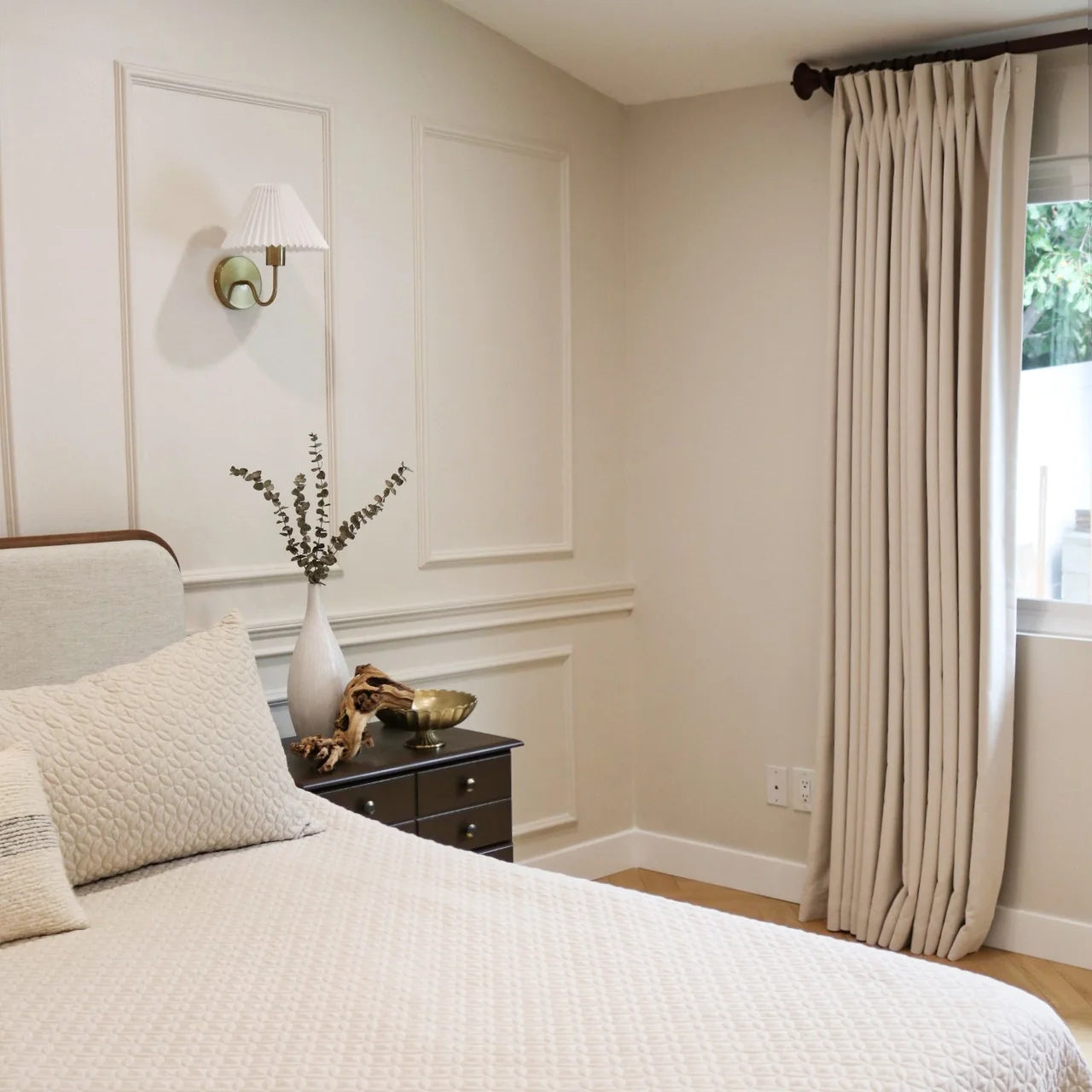 Small Space, Big Style: The Ultimate Guide to Decorating Apartments with Curtains