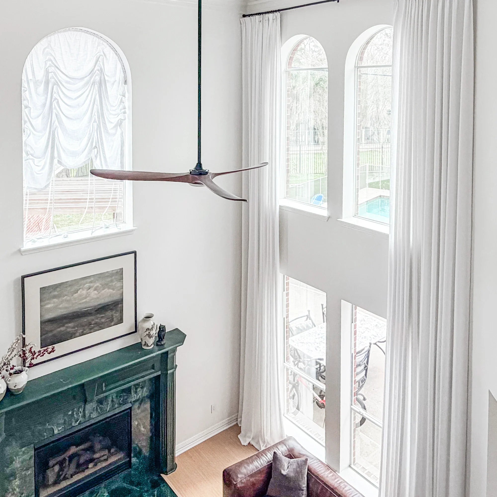 Floor-to-Ceiling Curtains vs Standard Curtains: Which Is Better for Your Room?