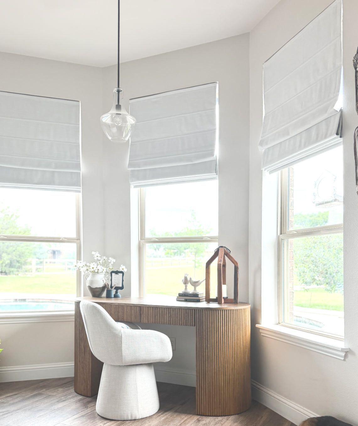 Seraphine Smart Motorized Cross Linen Texture Roman Shades