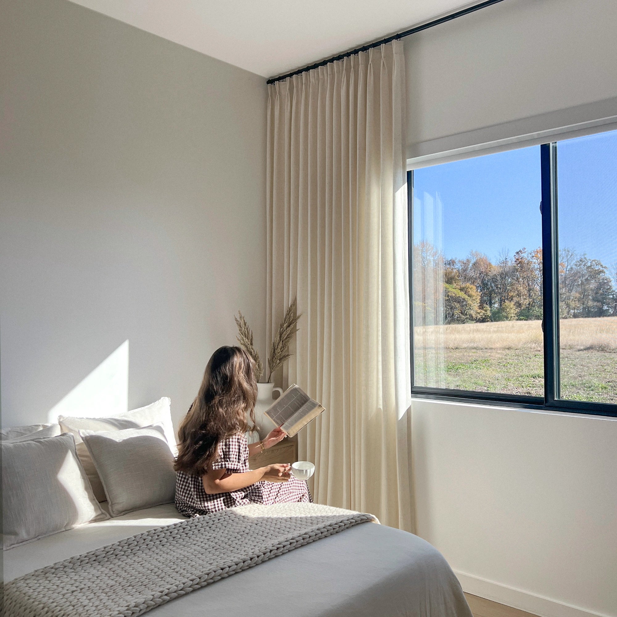 Amara Linen Curtains – Elegant Light-Filtering Drapes for Living Room & Bedroom