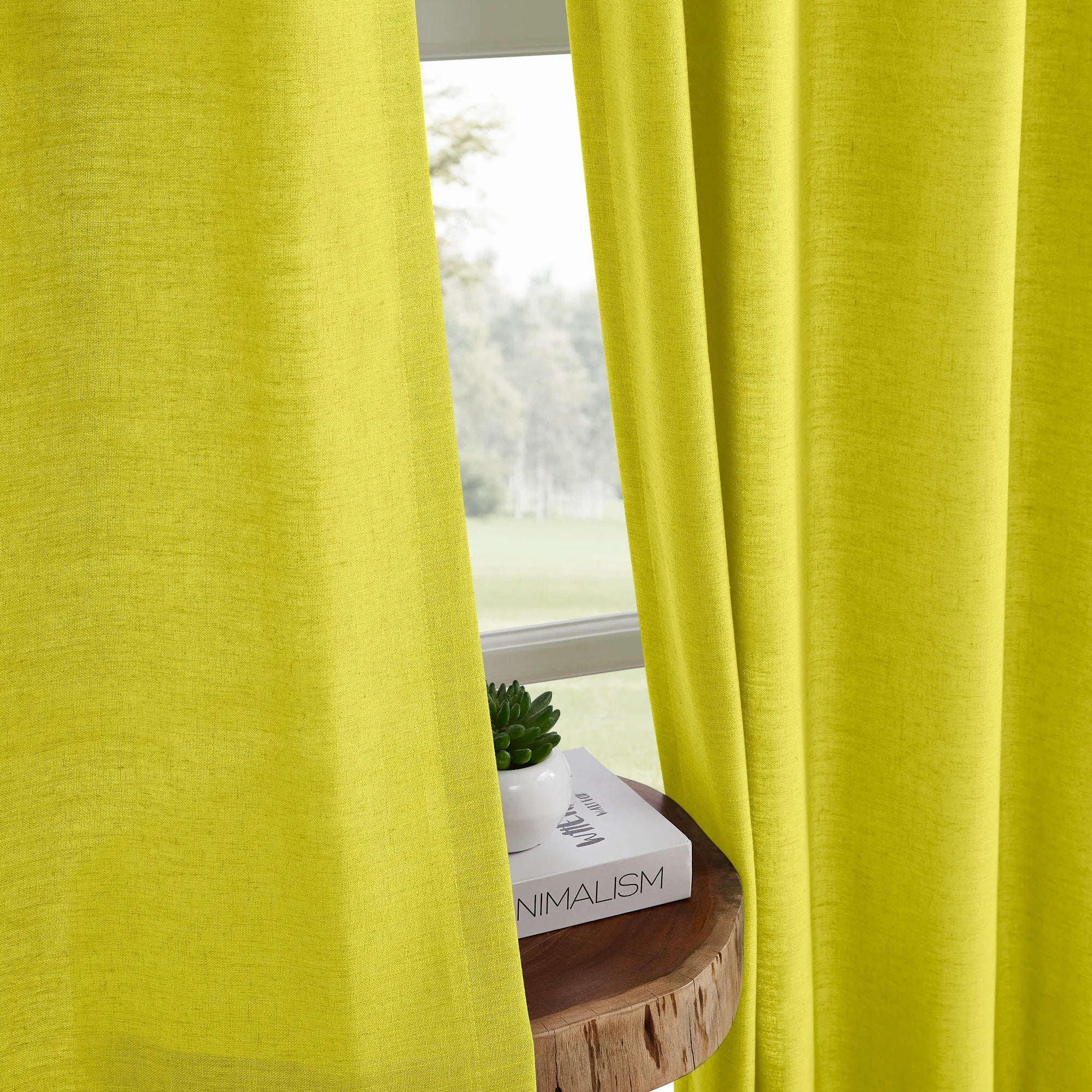 Amara 1038-18 floor-to-ceiling linen light-filtering curtains detail display