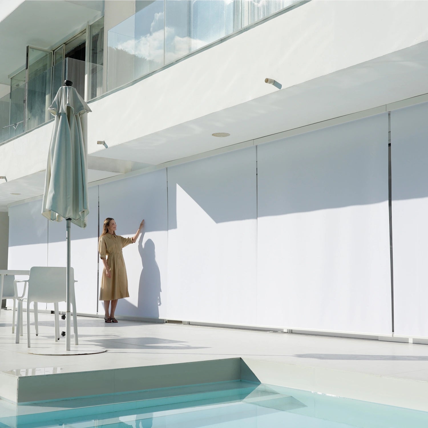 Elyna Smart Motorized 60% Light Filtering Roller Shades