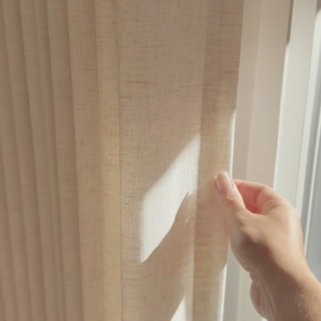 Amara Floor-to-Ceiling Linen Curtains – Elegant Light-Filtering Drapes for the Dining Room